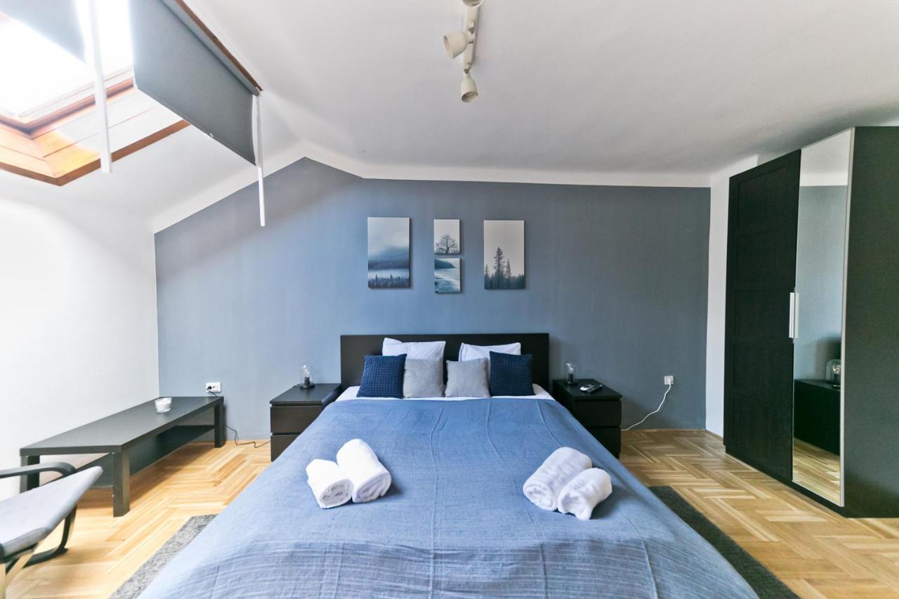 Dob Duplex Apartamento Budapest
